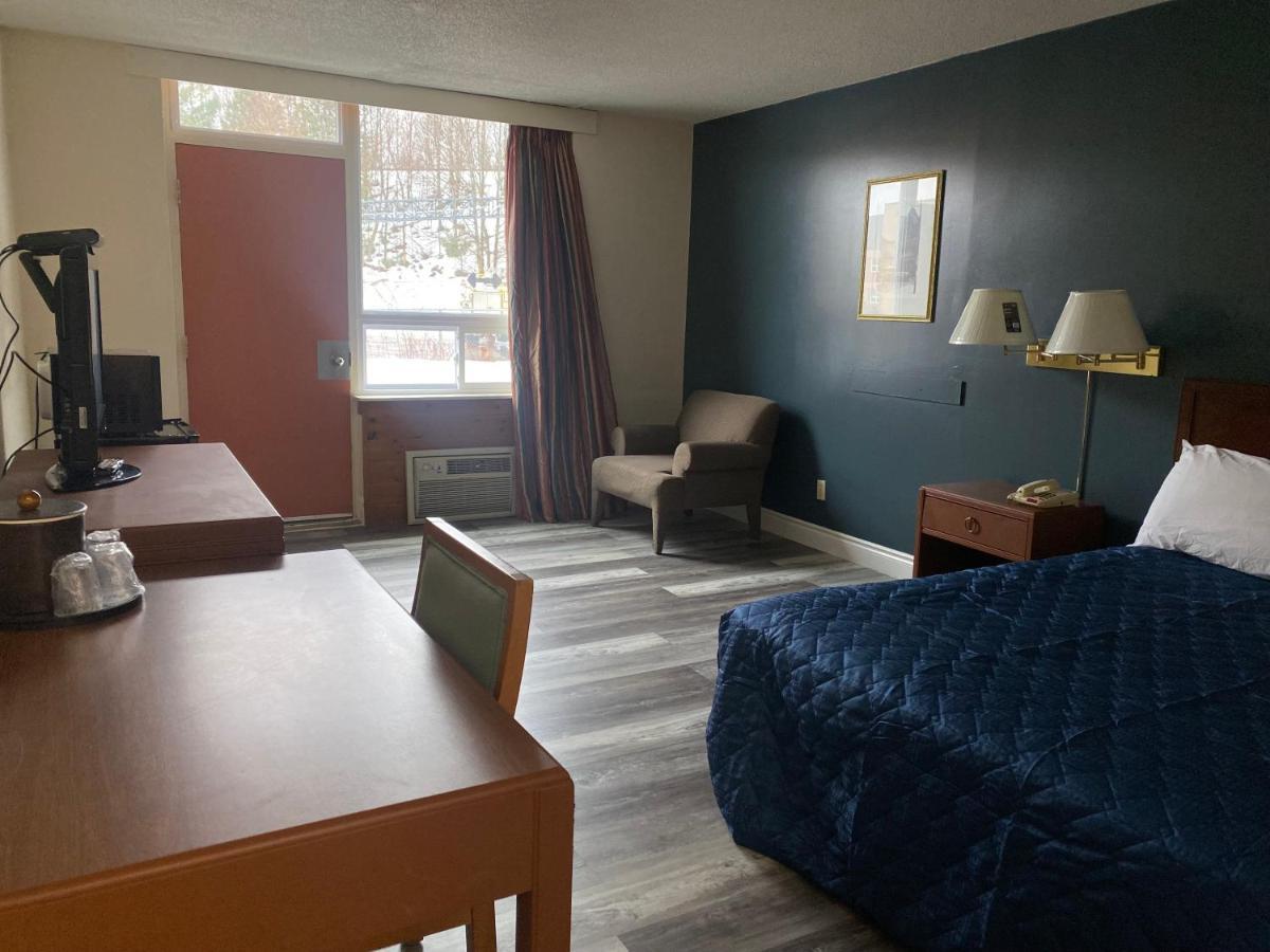 Midtown Hotel Parry Sound Exterior foto