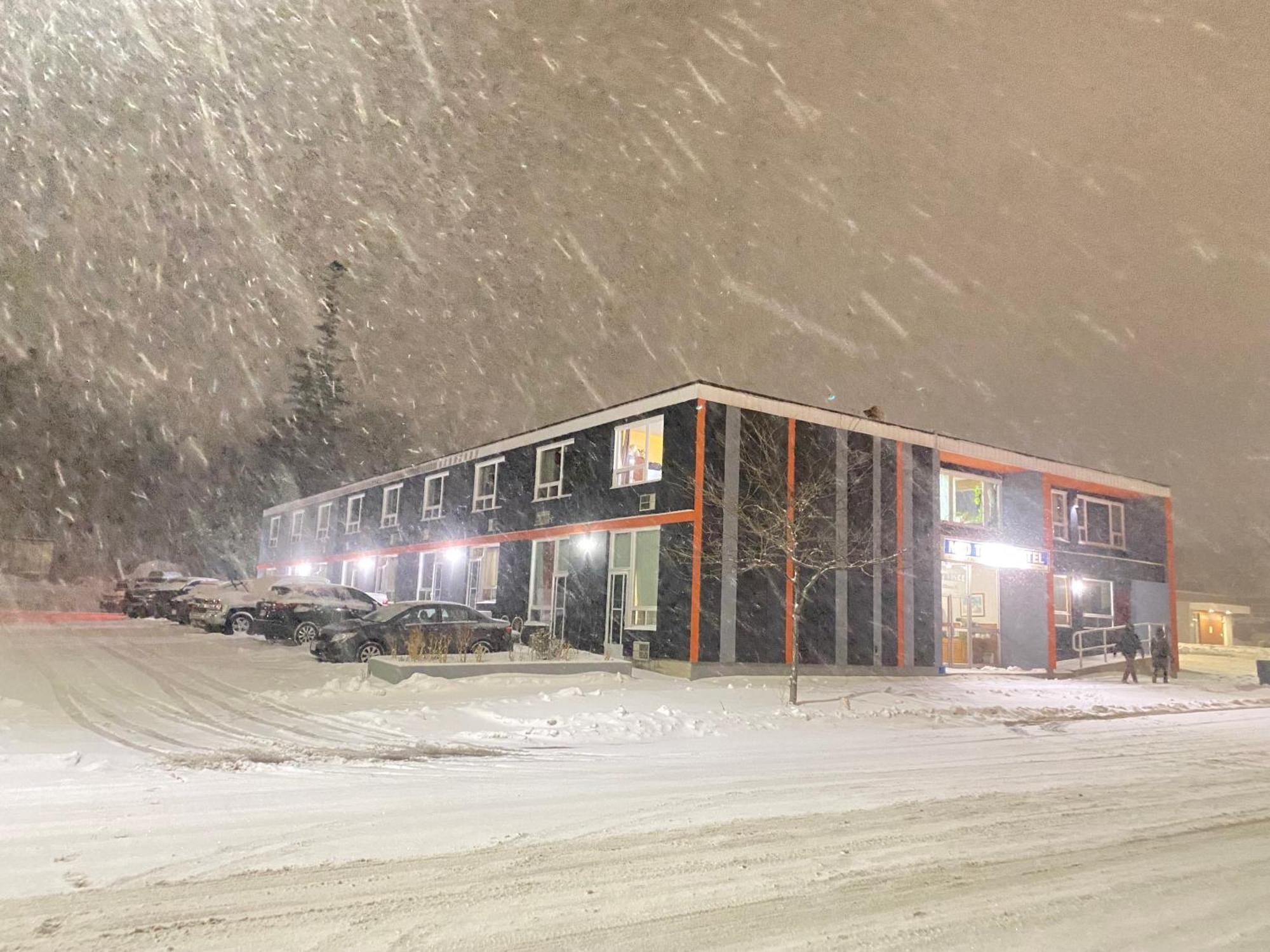 Midtown Hotel Parry Sound Exterior foto