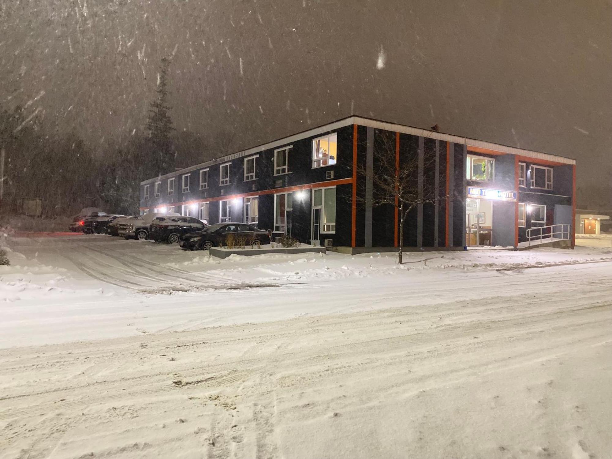 Midtown Hotel Parry Sound Exterior foto