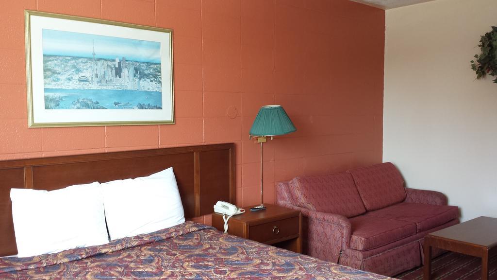 Midtown Hotel Parry Sound Exterior foto